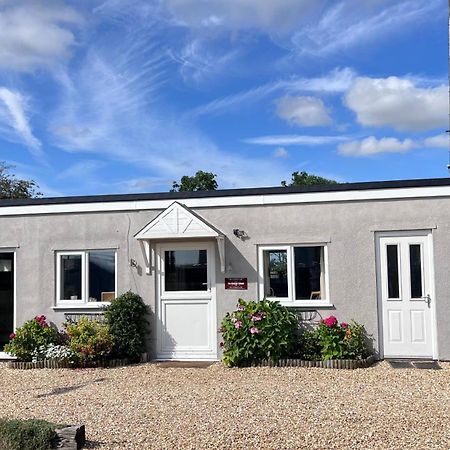 Runway Cottage Coningsby Exterior photo